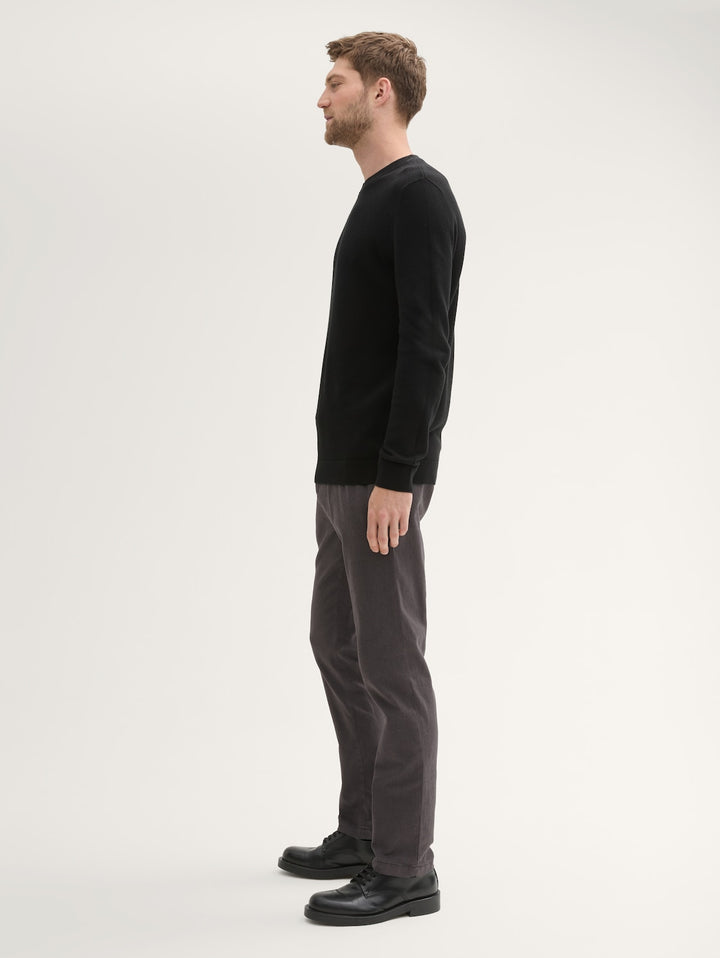 TRAVELER SLIM CHINO