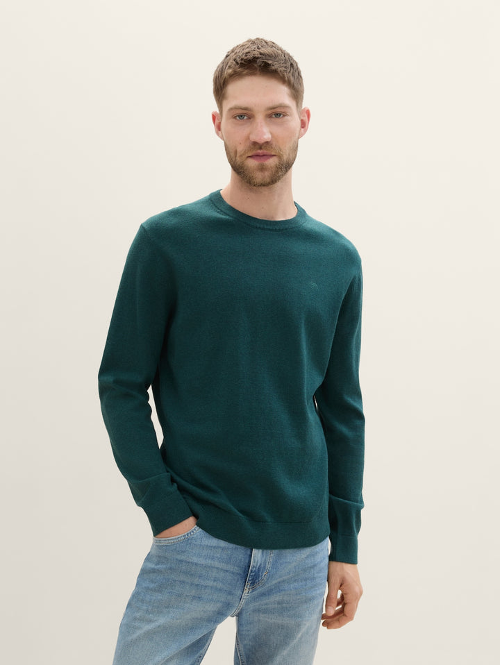 BASIC CREWNECK KNIT