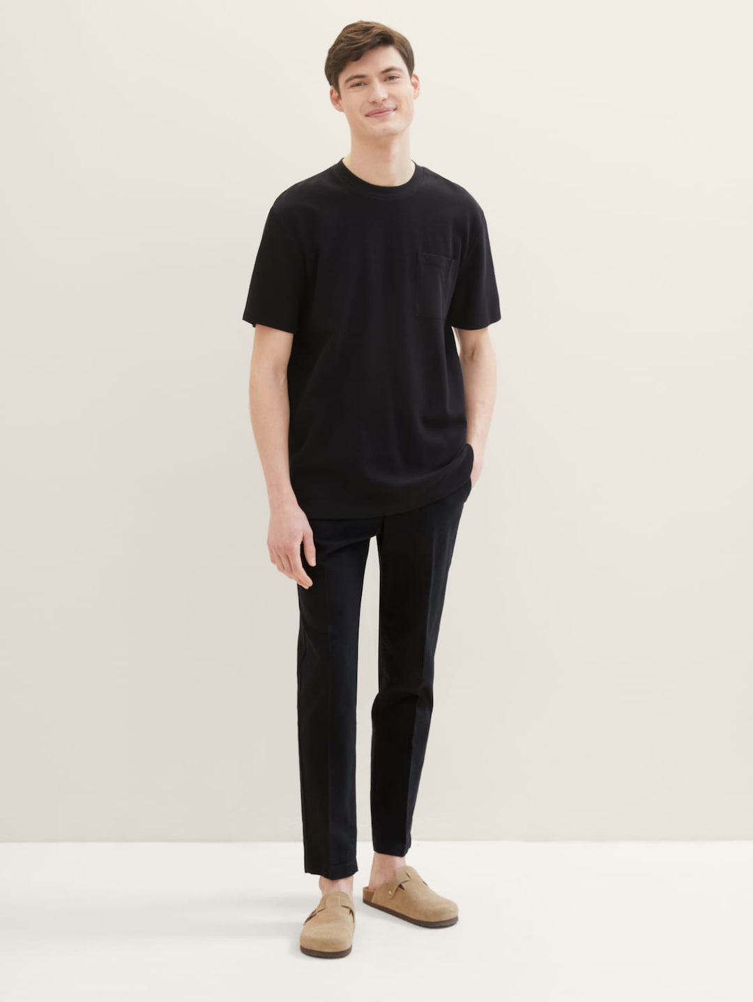 RELAXED TAPERED LINEN PANTS