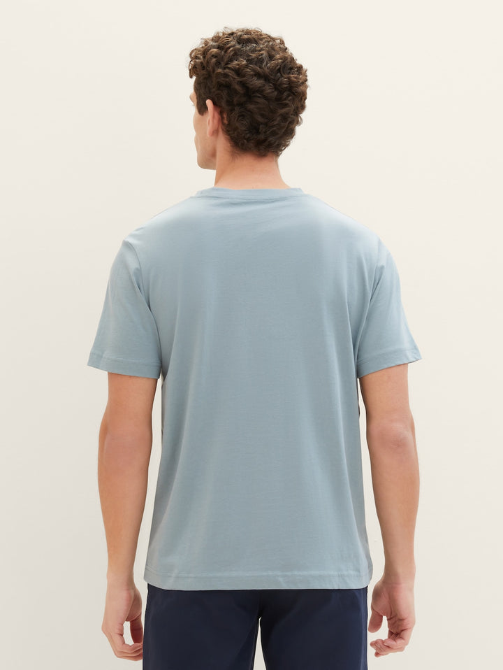 T-SHIRT WITH CUTLINE