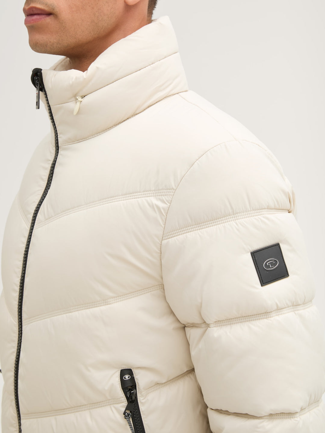 SPORTY PUFFER JACKET