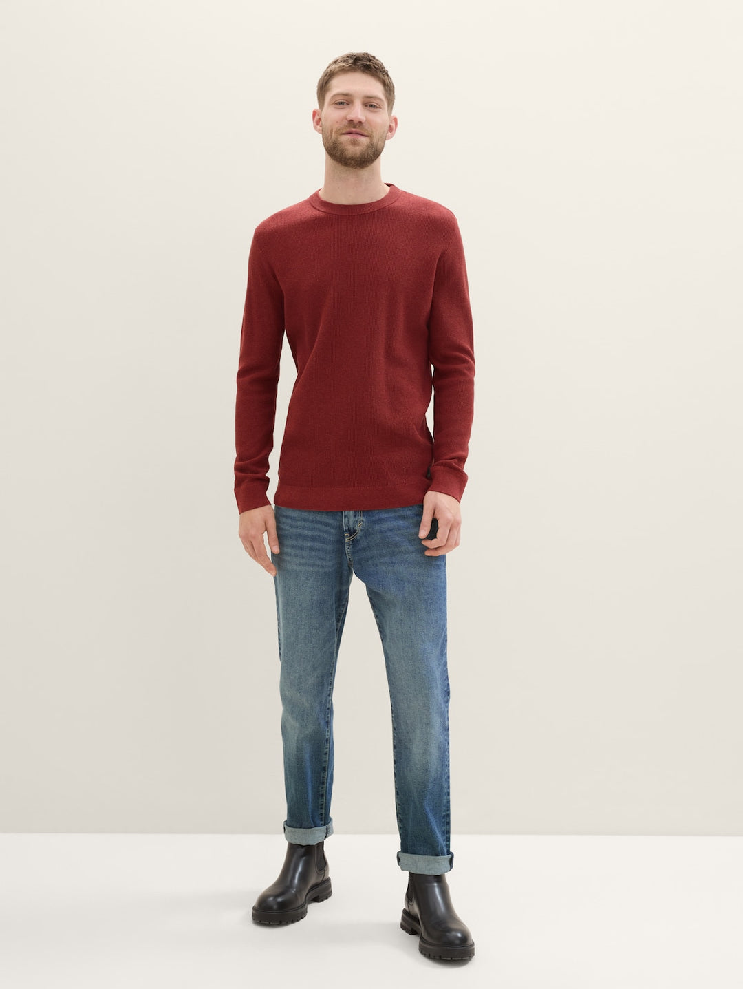 STRUCTURED CREWNECK KNIT