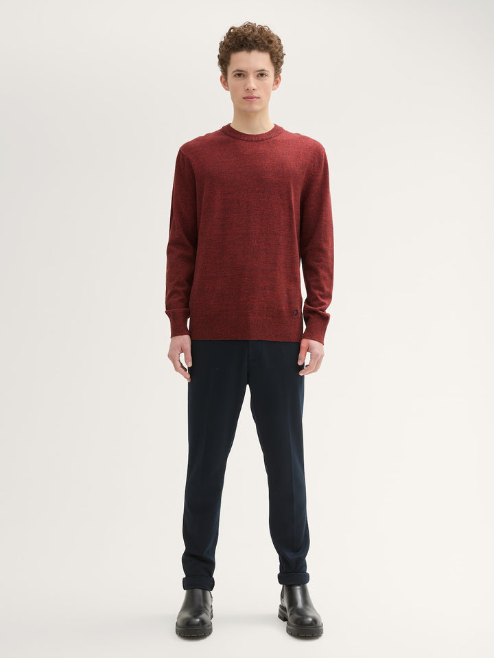 BASIC CREWNECK KNIT