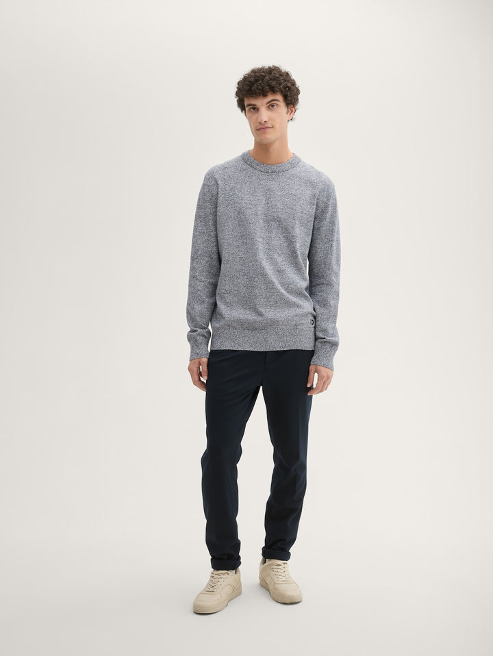 BASIC CREWNECK KNIT