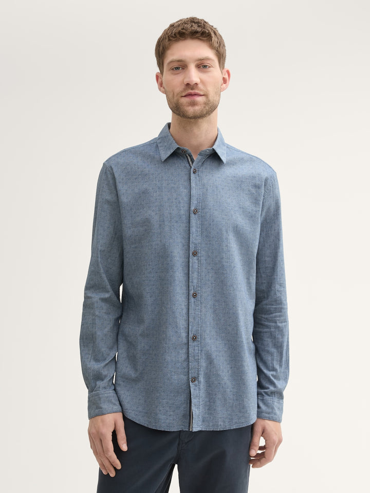 FITTED STRUCTURED SHIRT