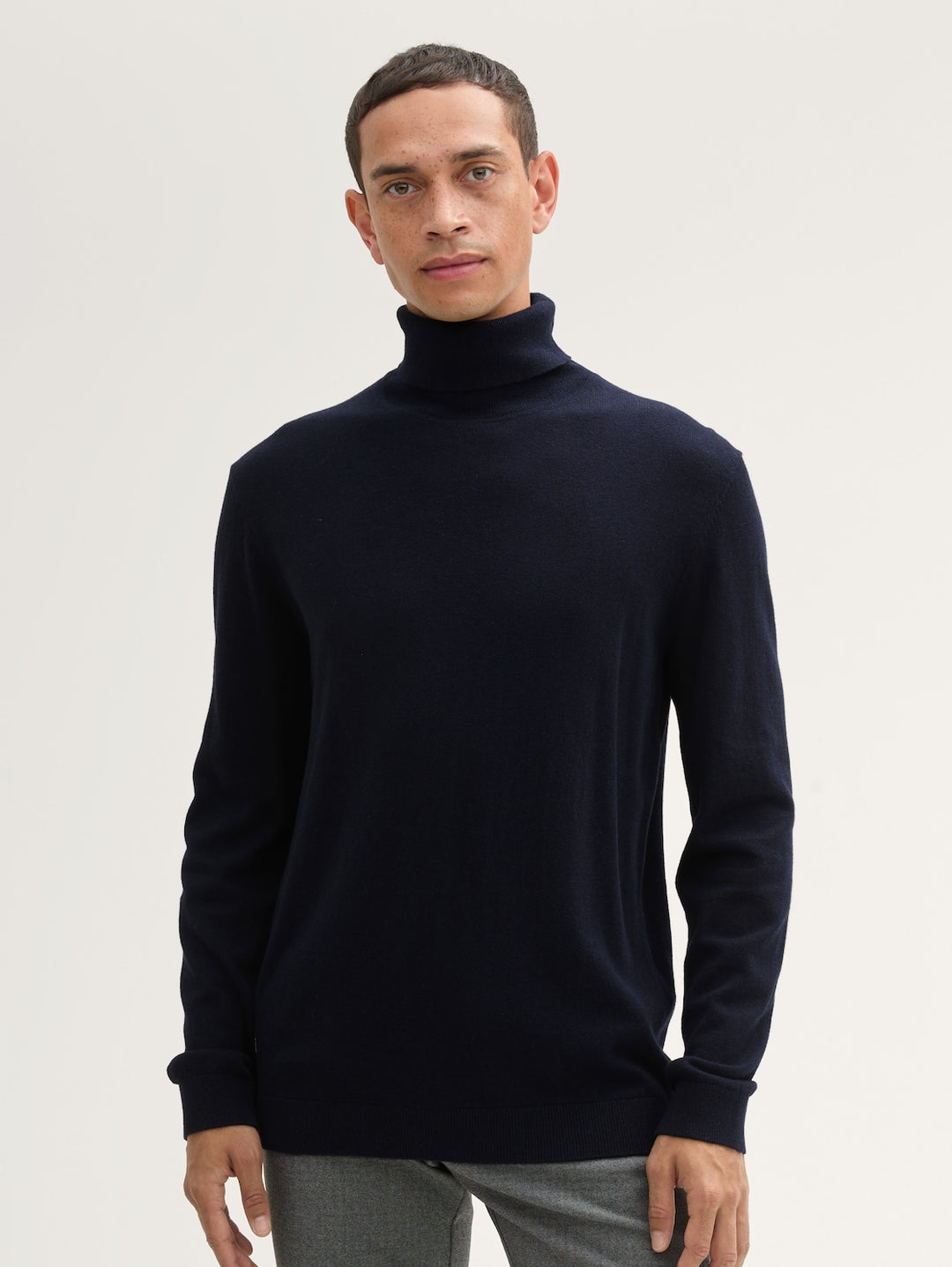 COTTONCASHMERE TURTLENECK KNIT