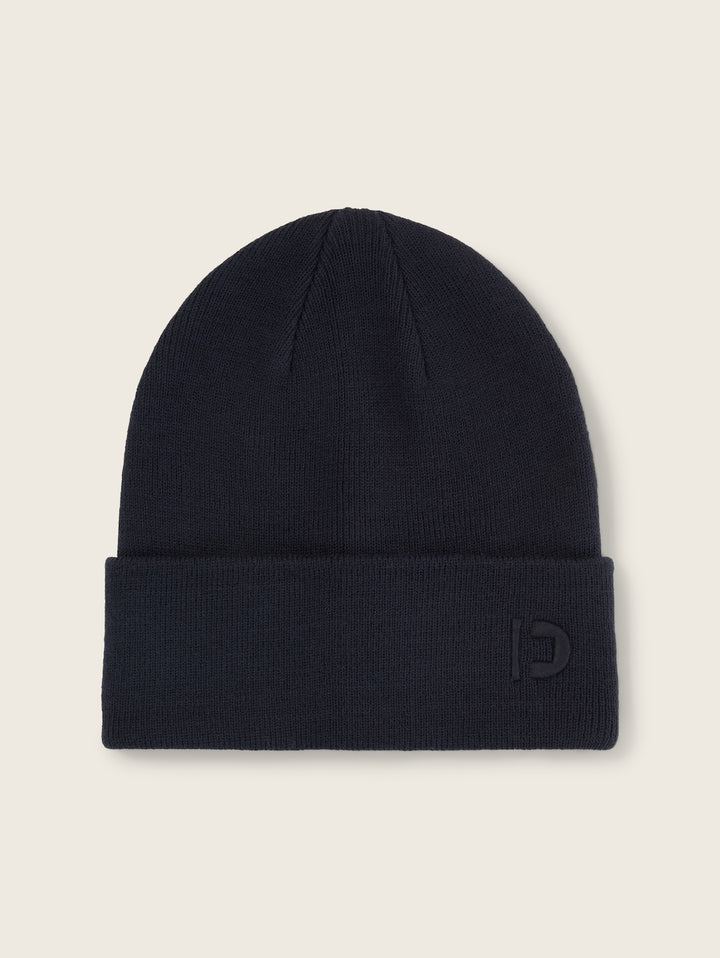 BASIC KNITTED BEANIE