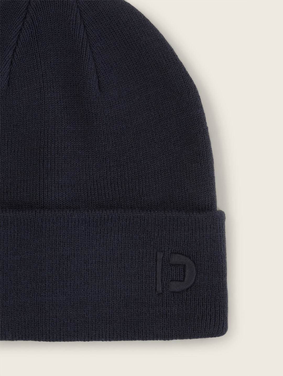 BASIC KNITTED BEANIE