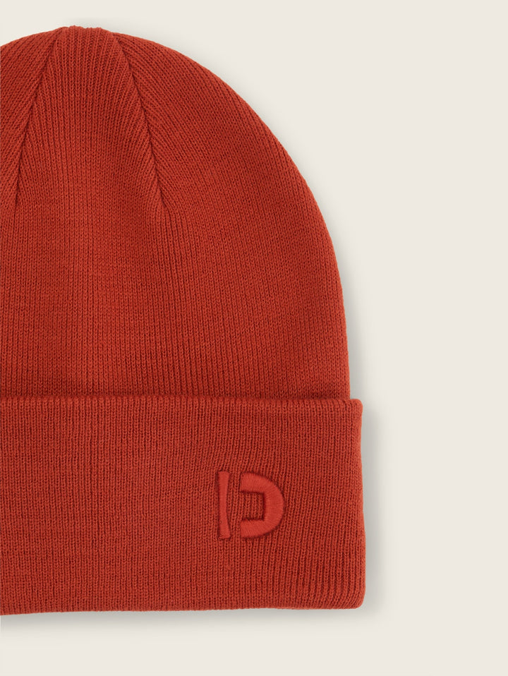 BASIC KNITTED BEANIE