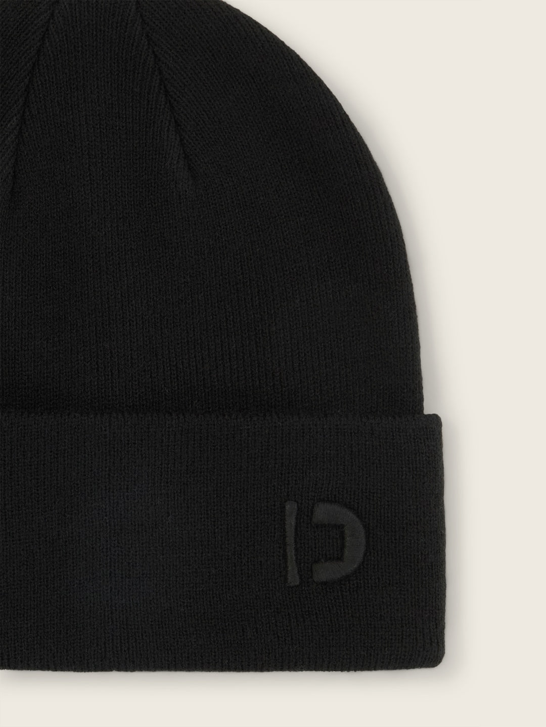 BASIC KNITTED BEANIE