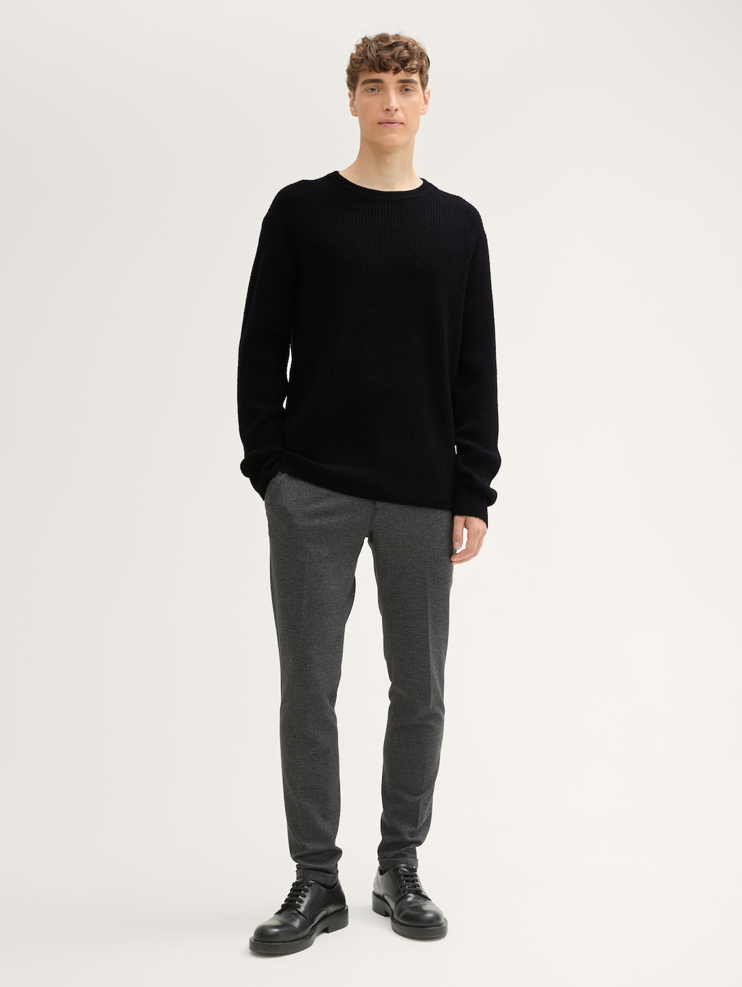 COSY STRUCTURE CREWNECK KNIT