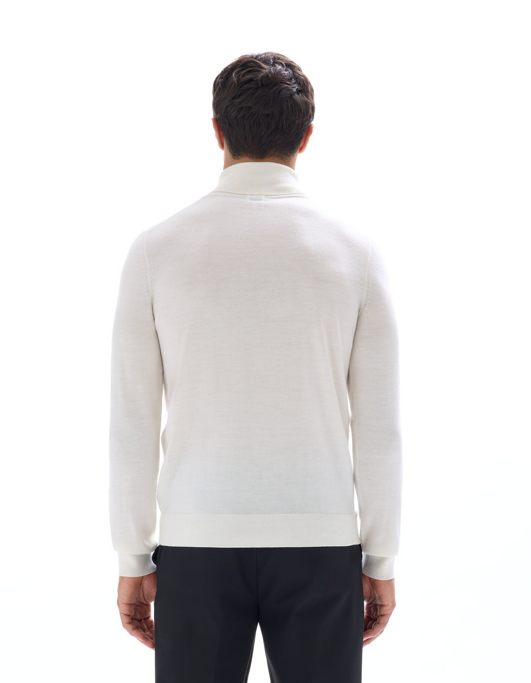 Slim-fit turtleneck sweater 100% merino wool