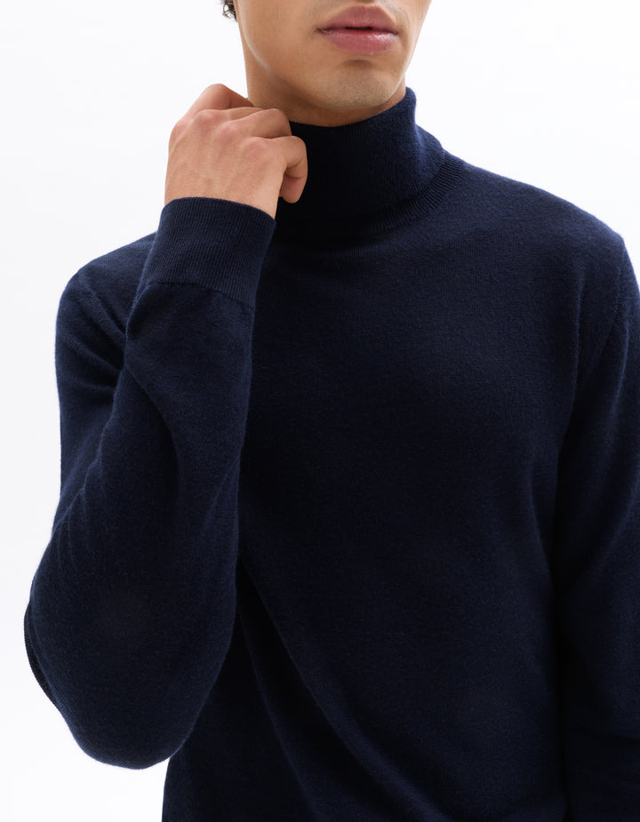 Slim-fit turtleneck sweater 100% merino wool