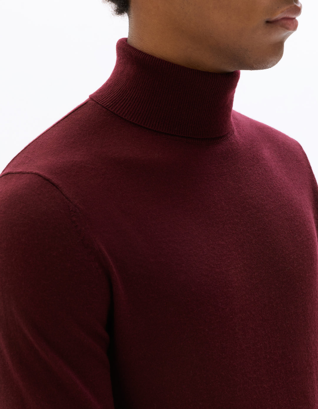 Slim-fit turtleneck sweater 100% merino wool