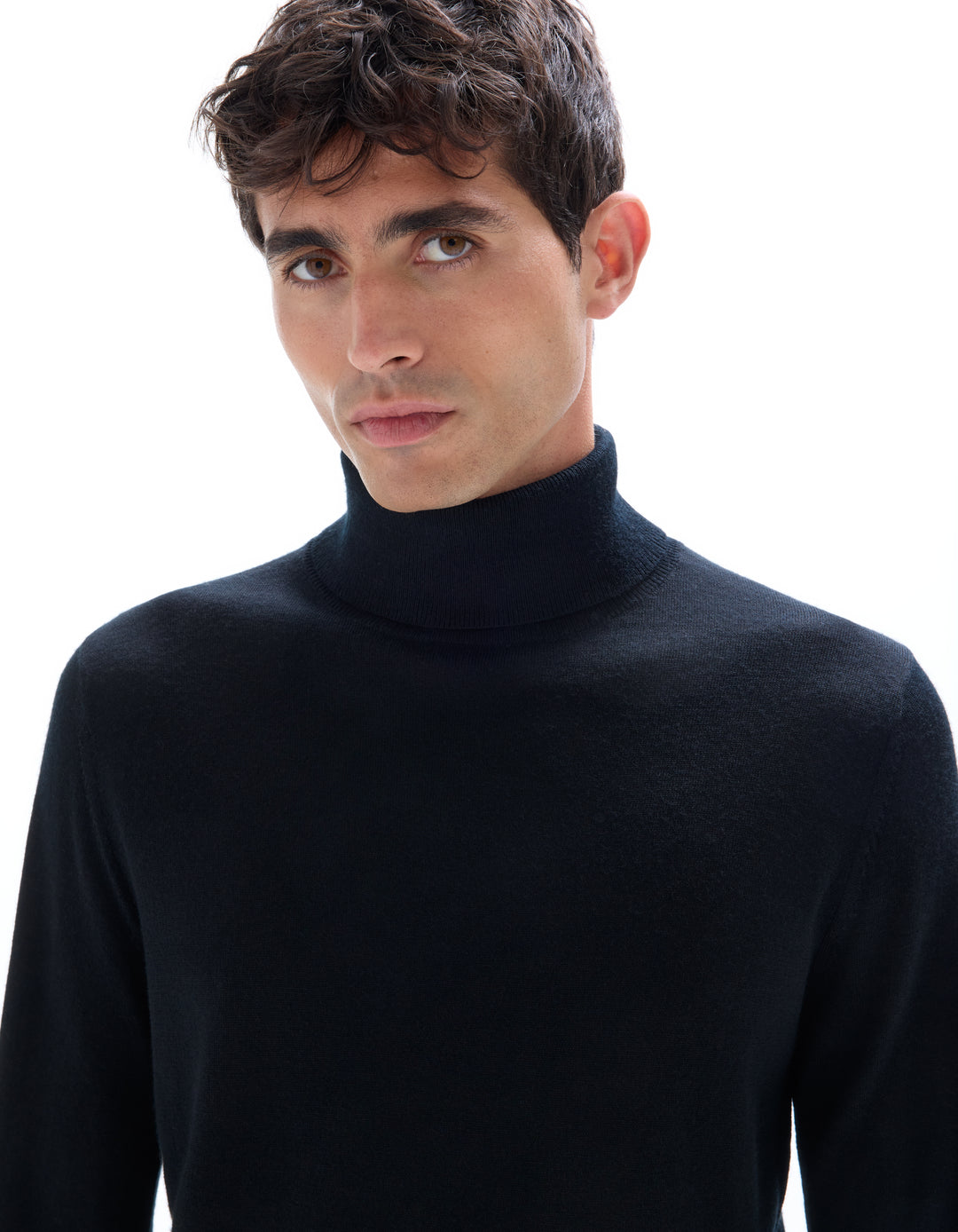 Slim-fit turtleneck sweater 100% merino wool