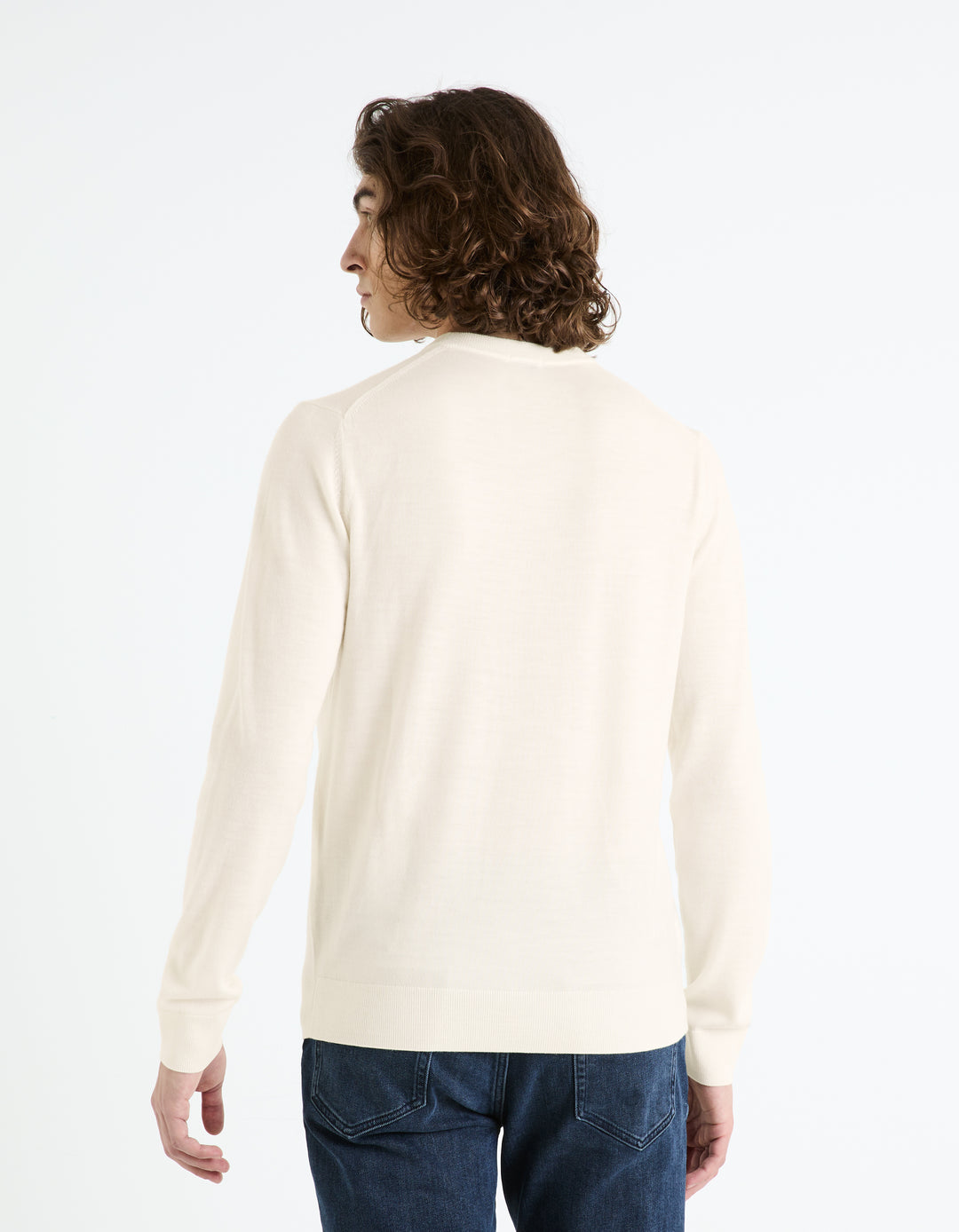 Unisex - Knitted - Sweater - Long sleeves - under 600 gr per piece