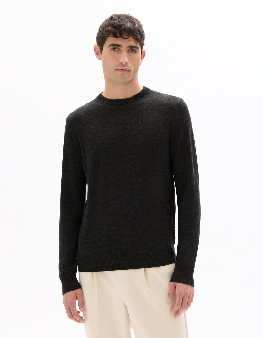 Unisex - Knitted - Sweater - Long sleeves - under 600 gr per piece