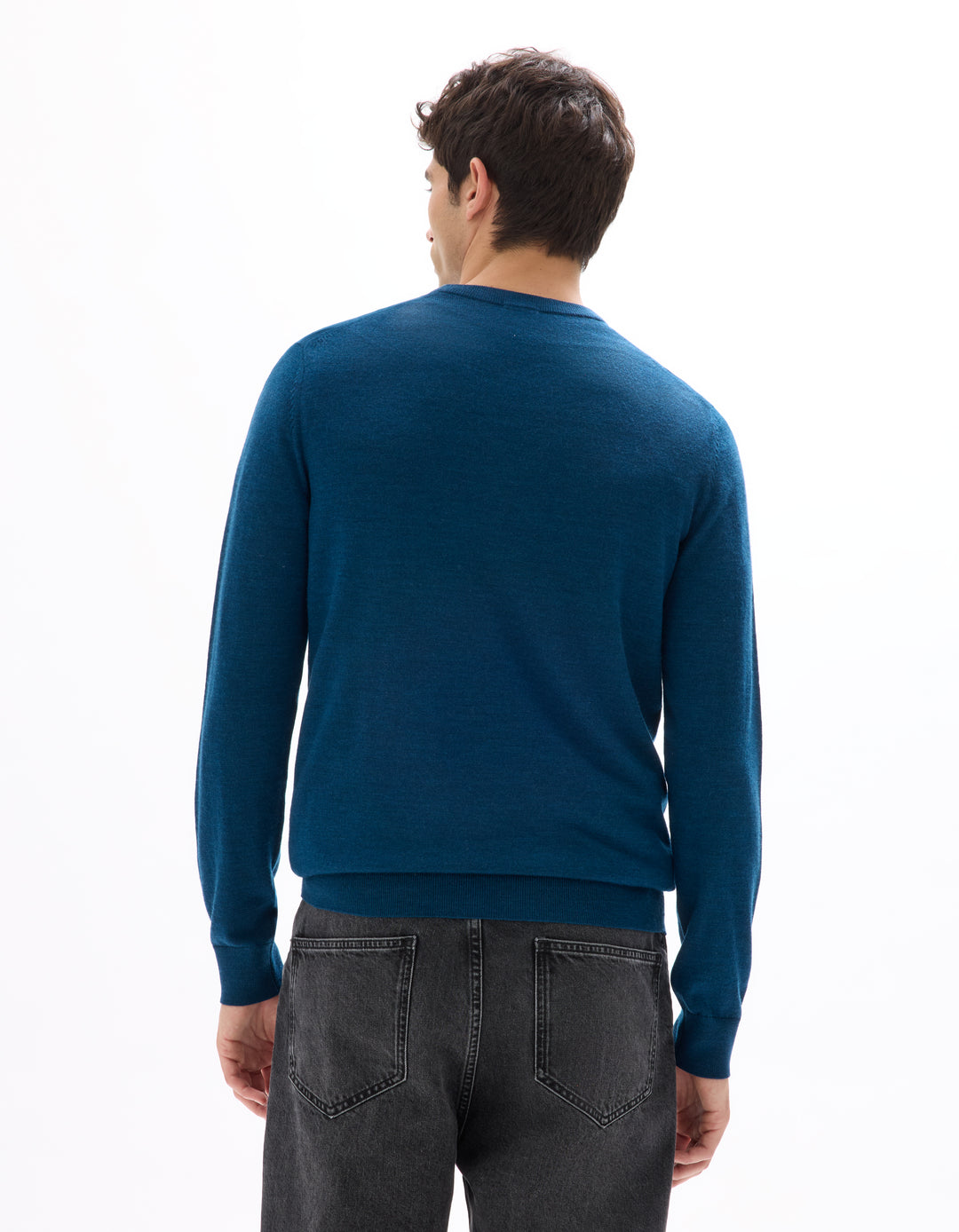 Unisex - Knitted - Sweater - Long sleeves - under 600 gr per piece