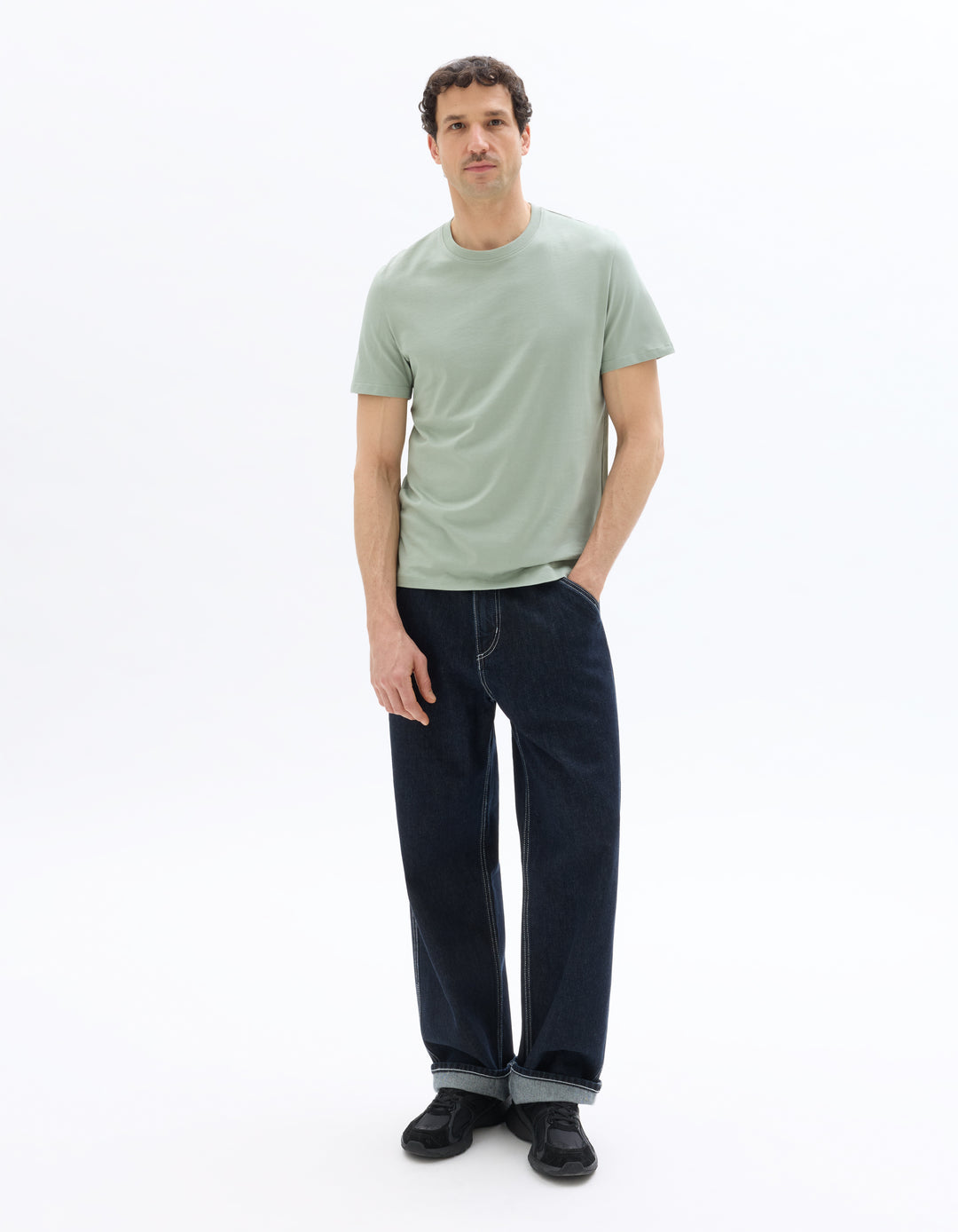 Unisex - Knitted - T-Shirt - Short sleeves - U / V / round neck
