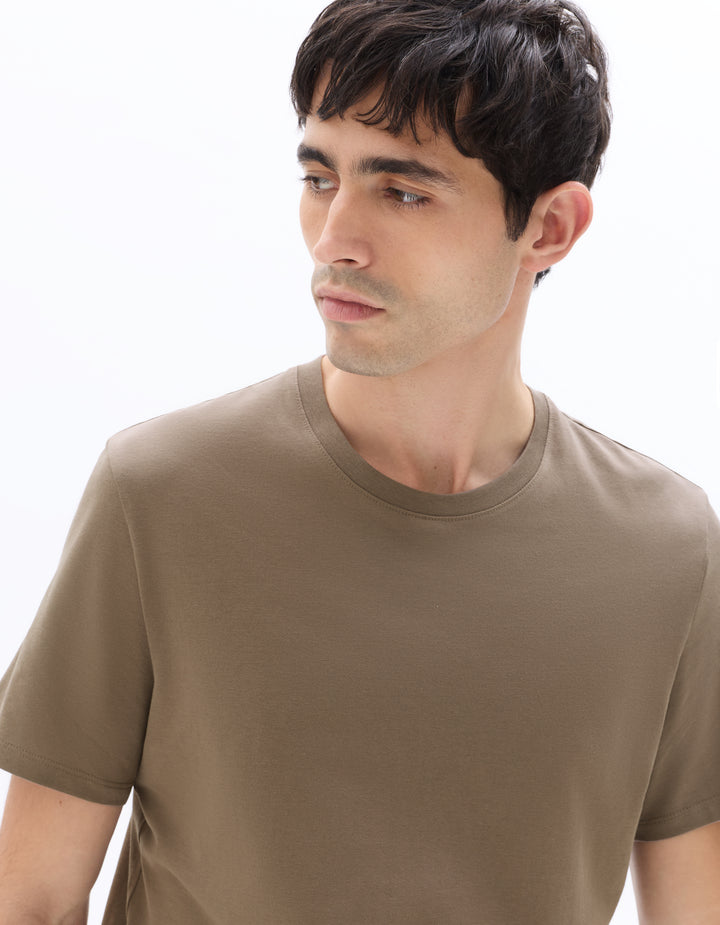 Unisex - Knitted - T-Shirt - Short sleeves - U / V / round neck