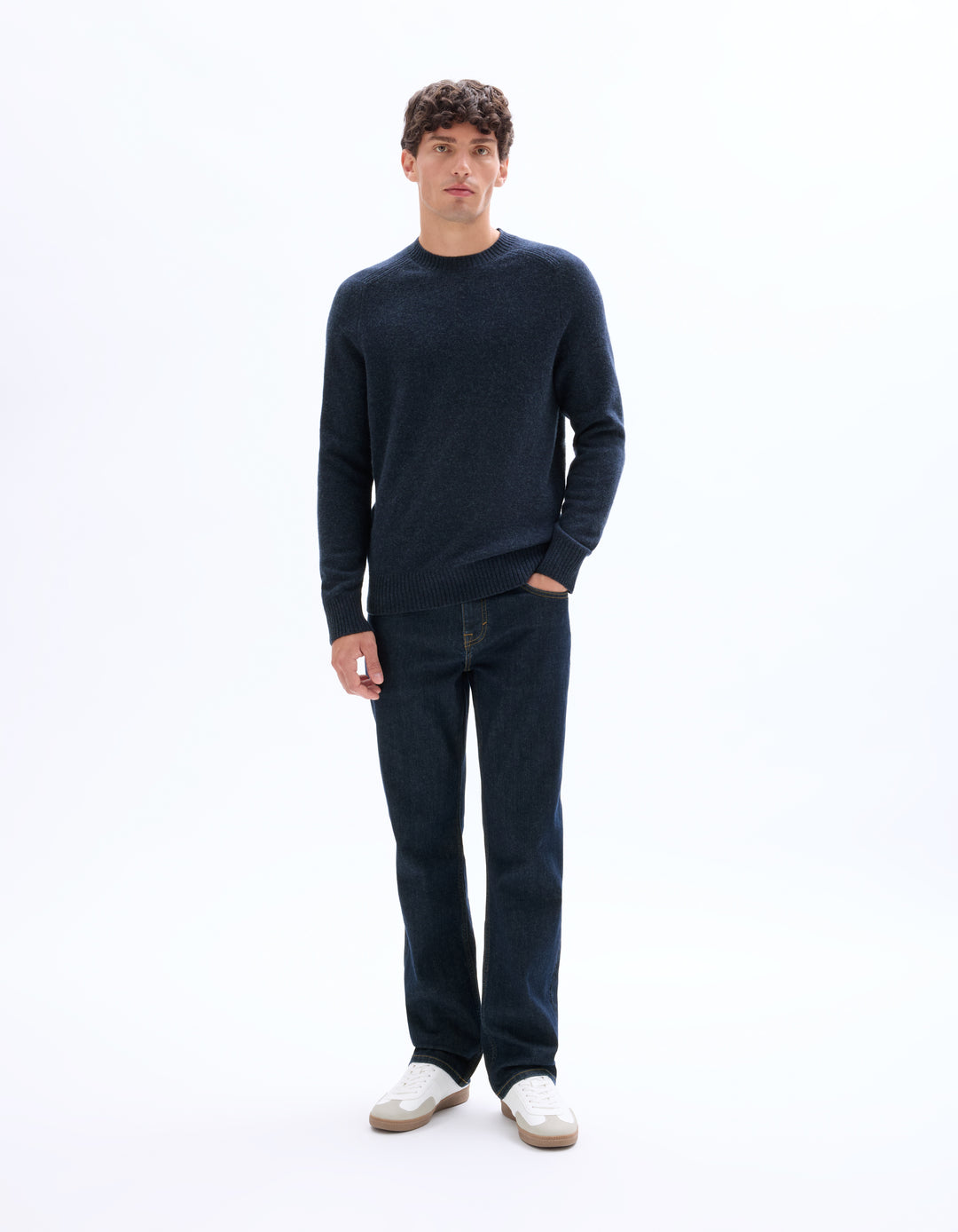 Unisex - Knitted - Sweater - Long sleeves - under 600 gr per piece