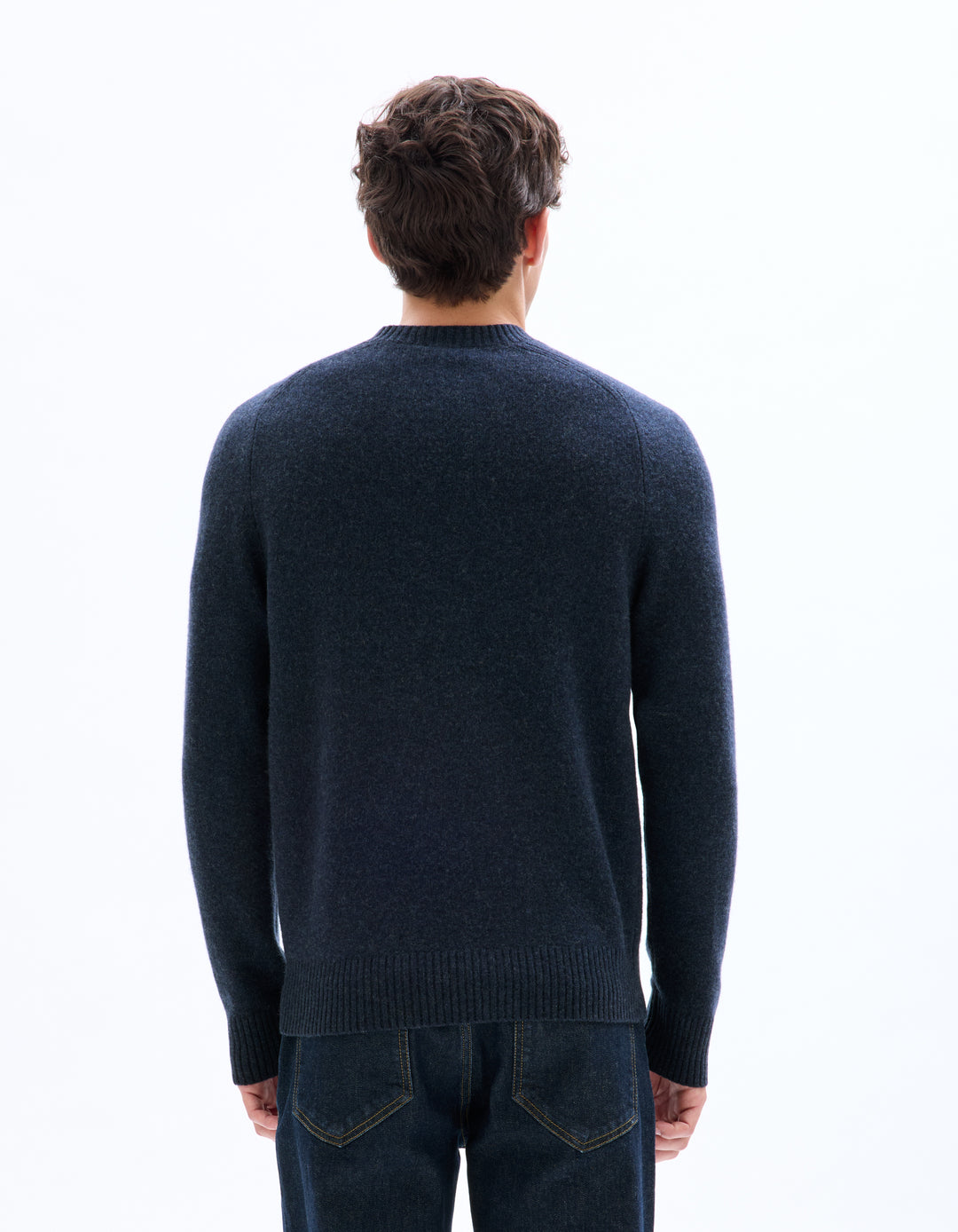 Unisex - Knitted - Sweater - Long sleeves - under 600 gr per piece