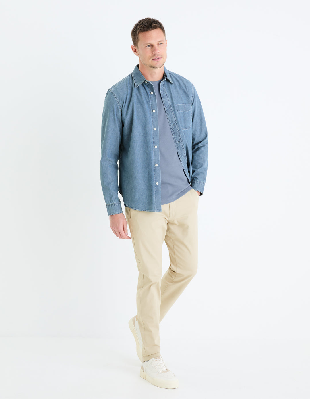 Regular French collar shirt 100% cotton