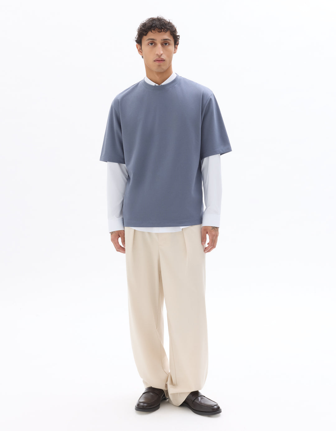 Unisex - Knitted - T-Shirt - Short sleeves - U / V / round neck