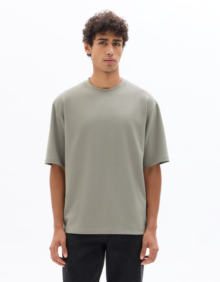 Unisex - Knitted - T-Shirt - Short sleeves - U / V / round neck