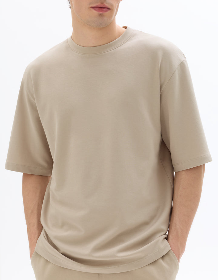 Unisex - Knitted - T-Shirt - Short sleeves - U / V / round neck