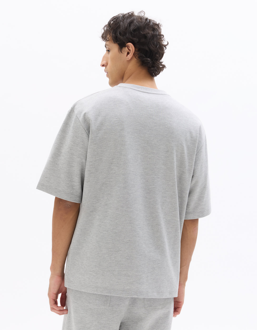 Unisex - Knitted - T-Shirt - Short sleeves - U / V / round neck