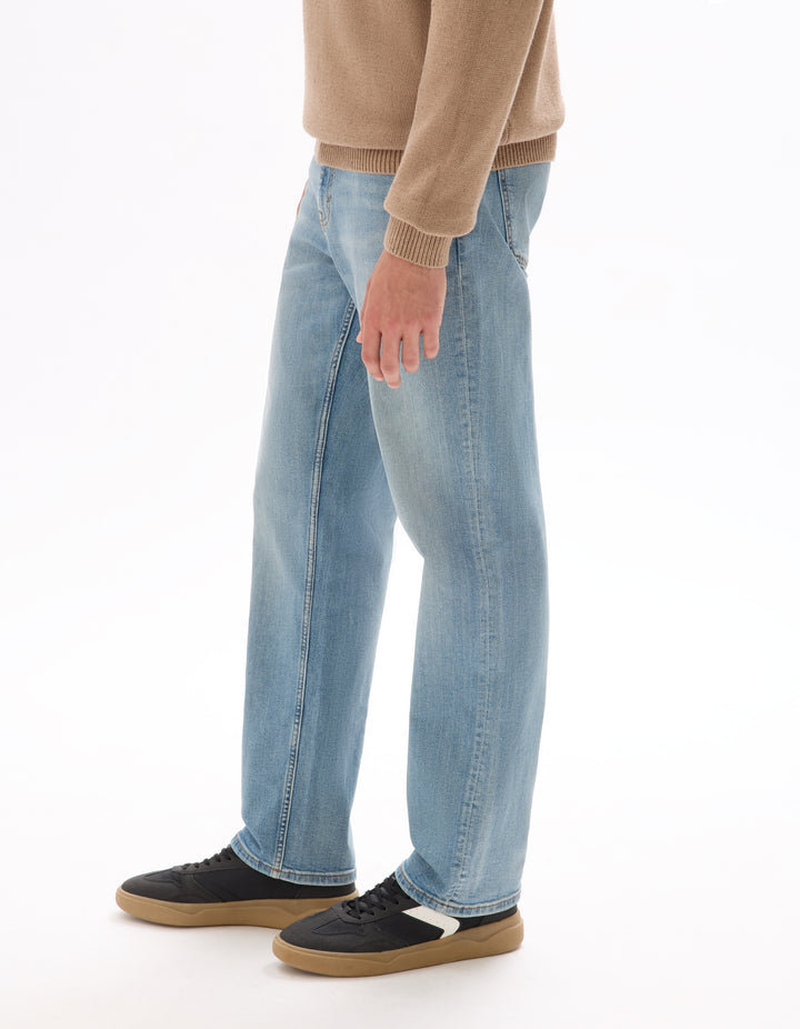 Straight stretch cotton jean C15