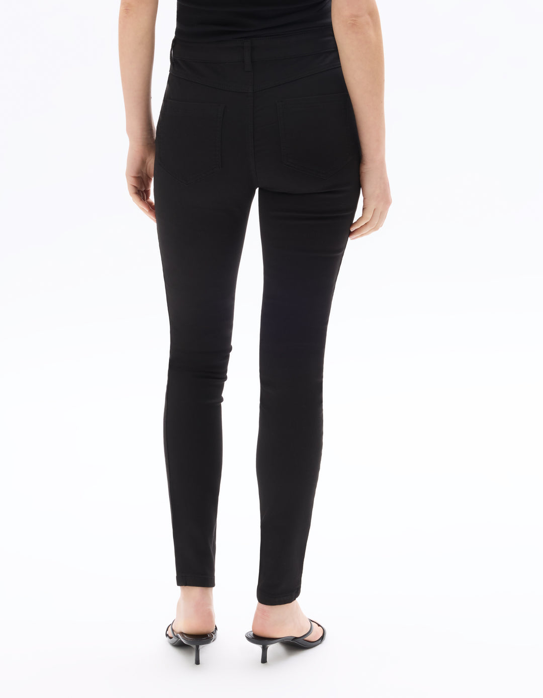 Ultra-stretch Slim-Fit Pants