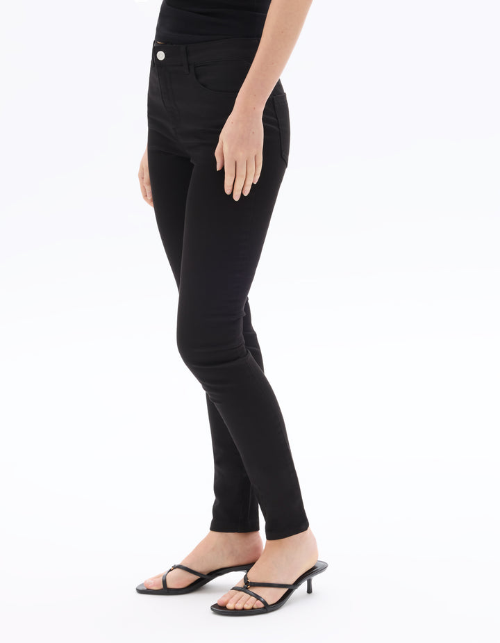 Ultra-stretch Slim-Fit Pants