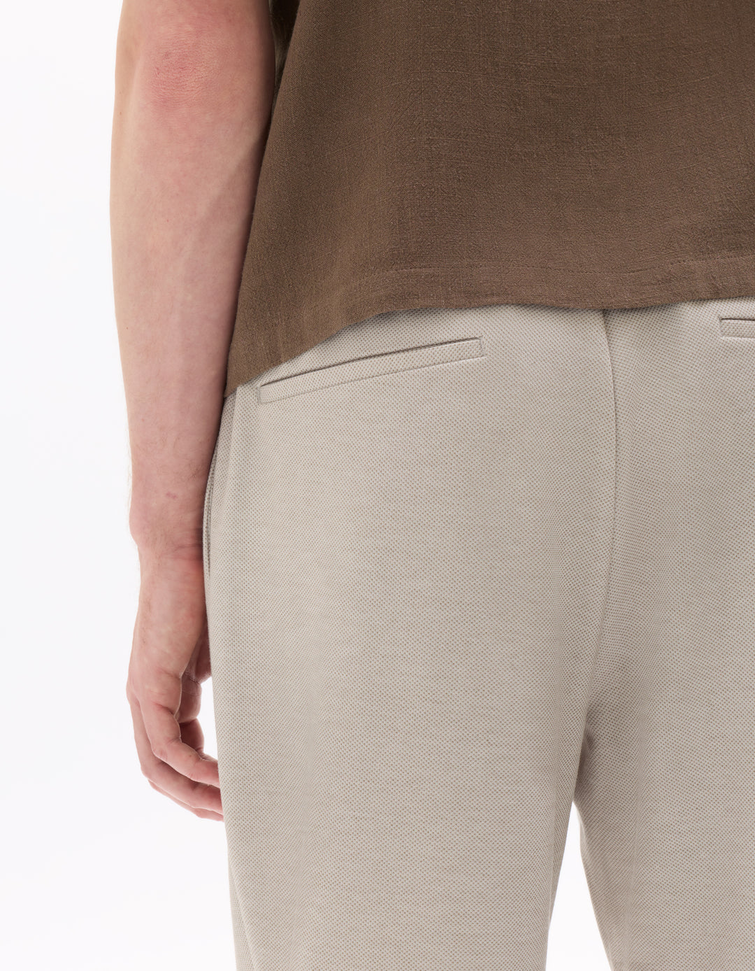 Light  All-Day Slim Fit Stretch 7/8 Length Pants