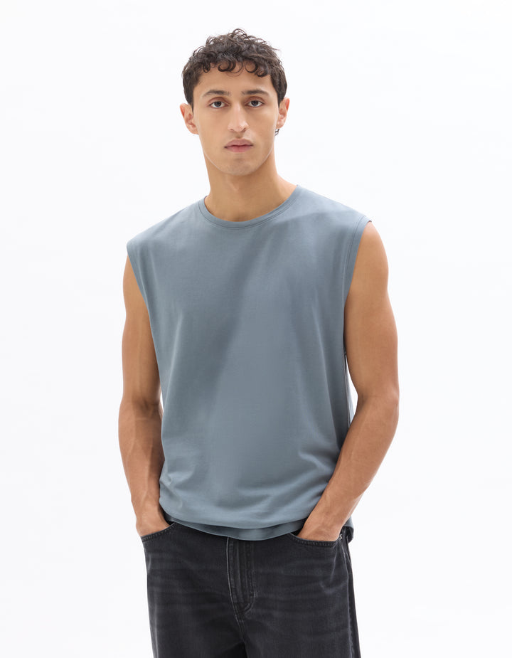 Unisex - Knitted - T-Shirt - no sleeves - U / V / round neck