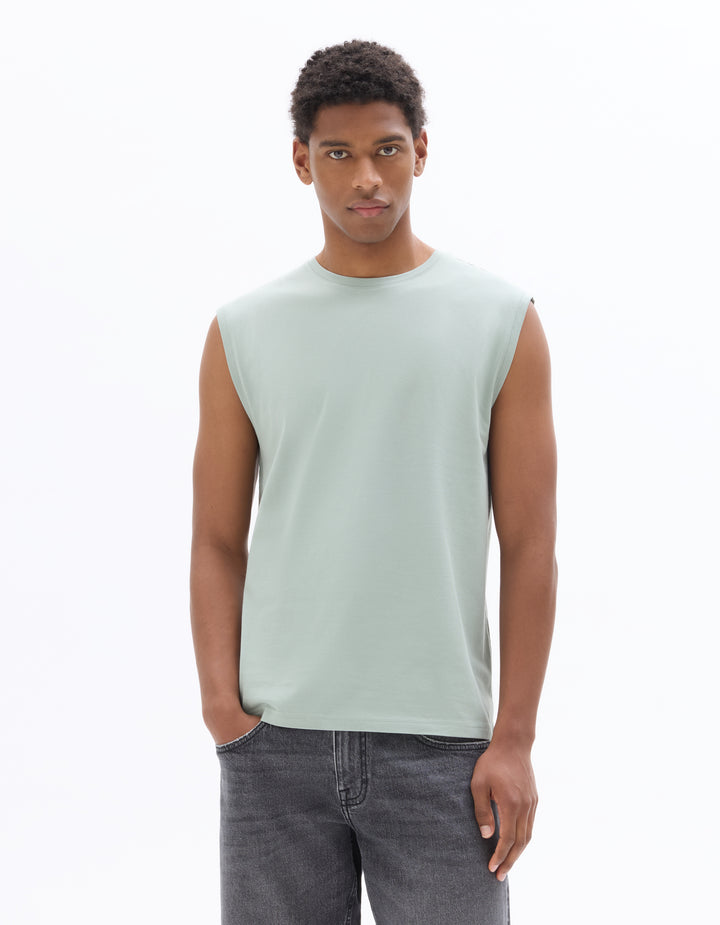 Unisex - Knitted - T-Shirt - no sleeves - U / V / round neck