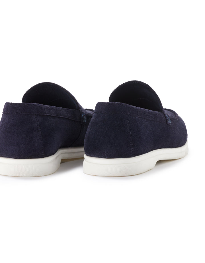 Shoes - rubber/plastic outer soles - leather uppers - Men