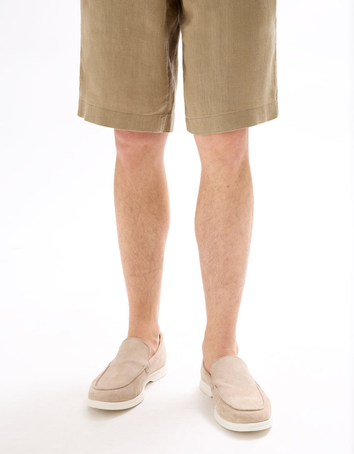 Shoes - rubber/plastic outer soles - leather uppers - Men