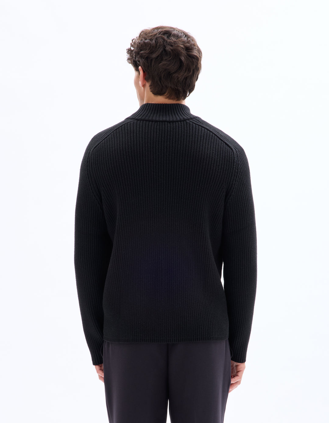 Unisex - Knitted - Sweater - Long sleeves