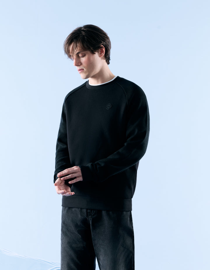 Unisex - Knitted - Sweatshirt - Long sleeves