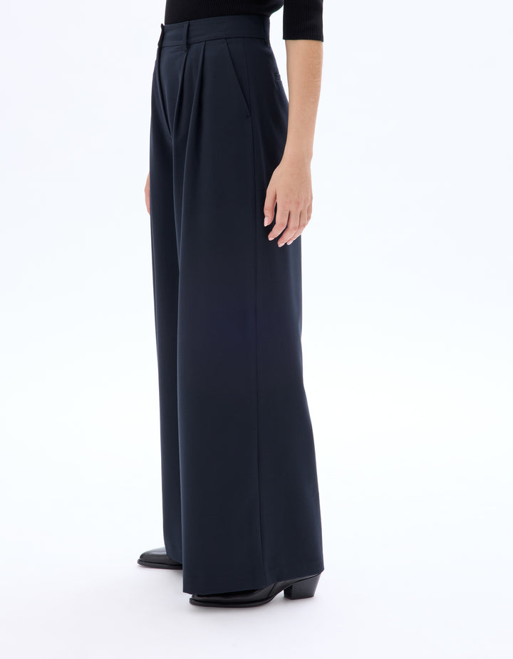 Wide-leg trousers