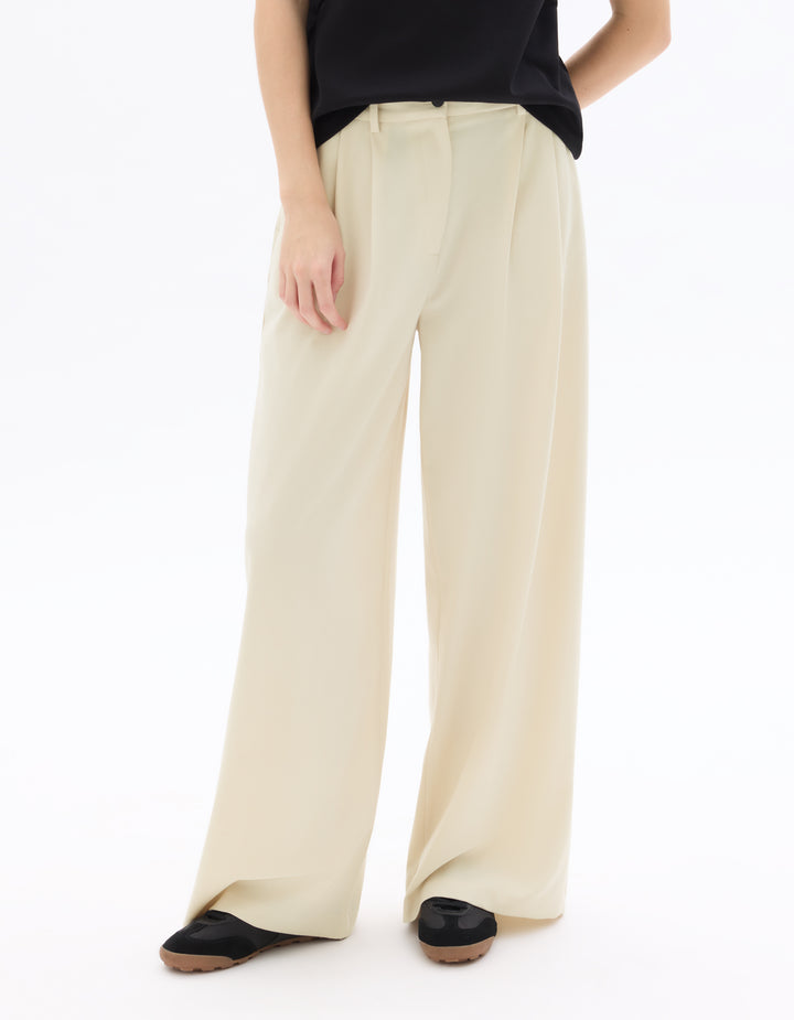 Wide-leg trousers