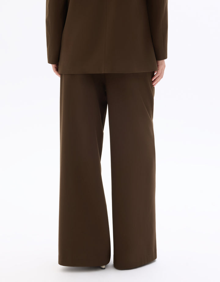 Wide-leg trousers