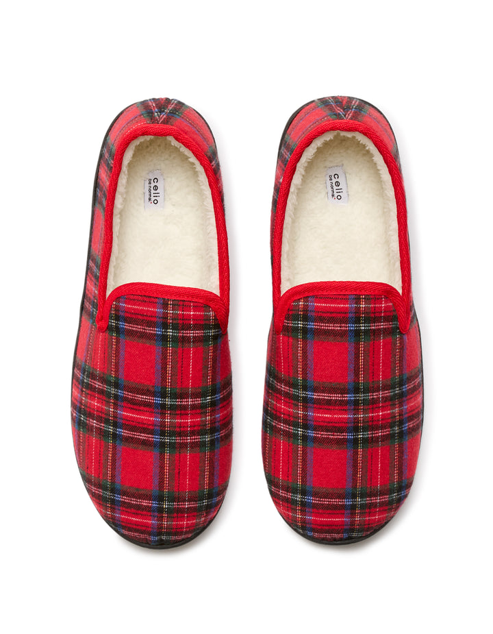 Shoes - rubber/plastic outer soles - textile uppers