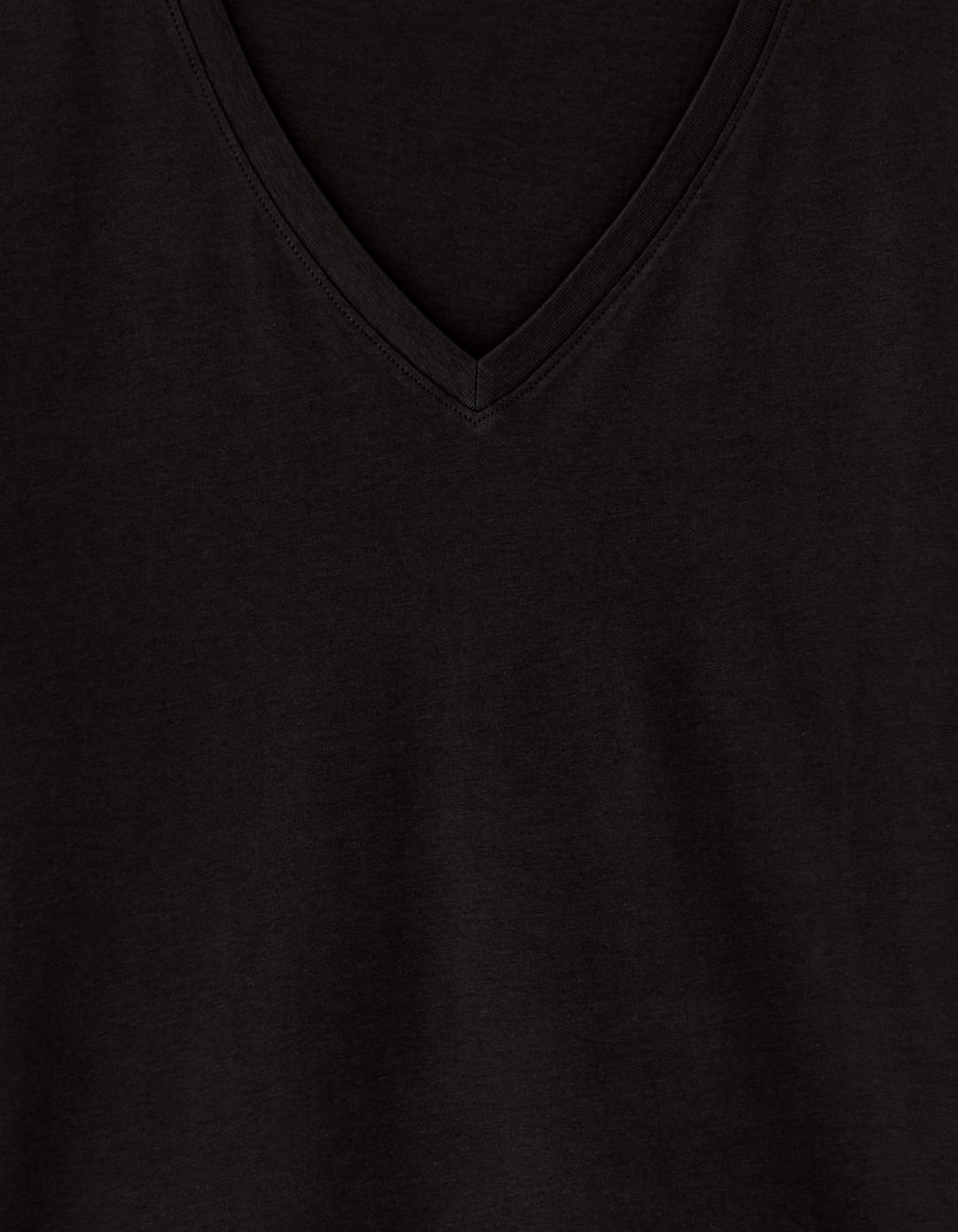 V-neck T-shirt 100% organic cotton