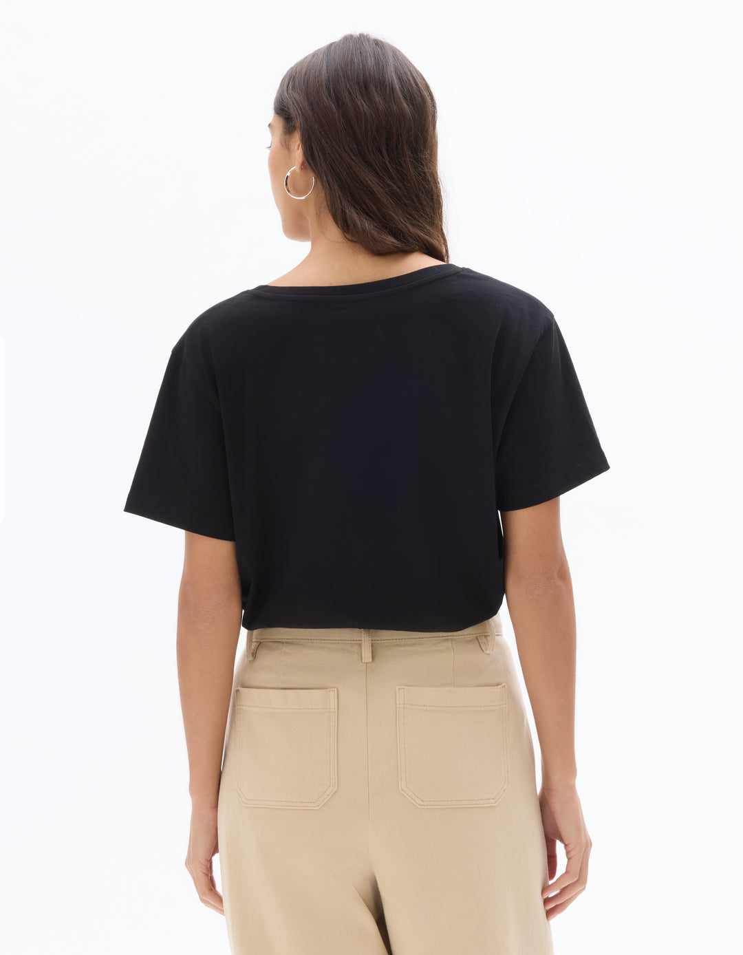 V-neck T-shirt 100% organic cotton
