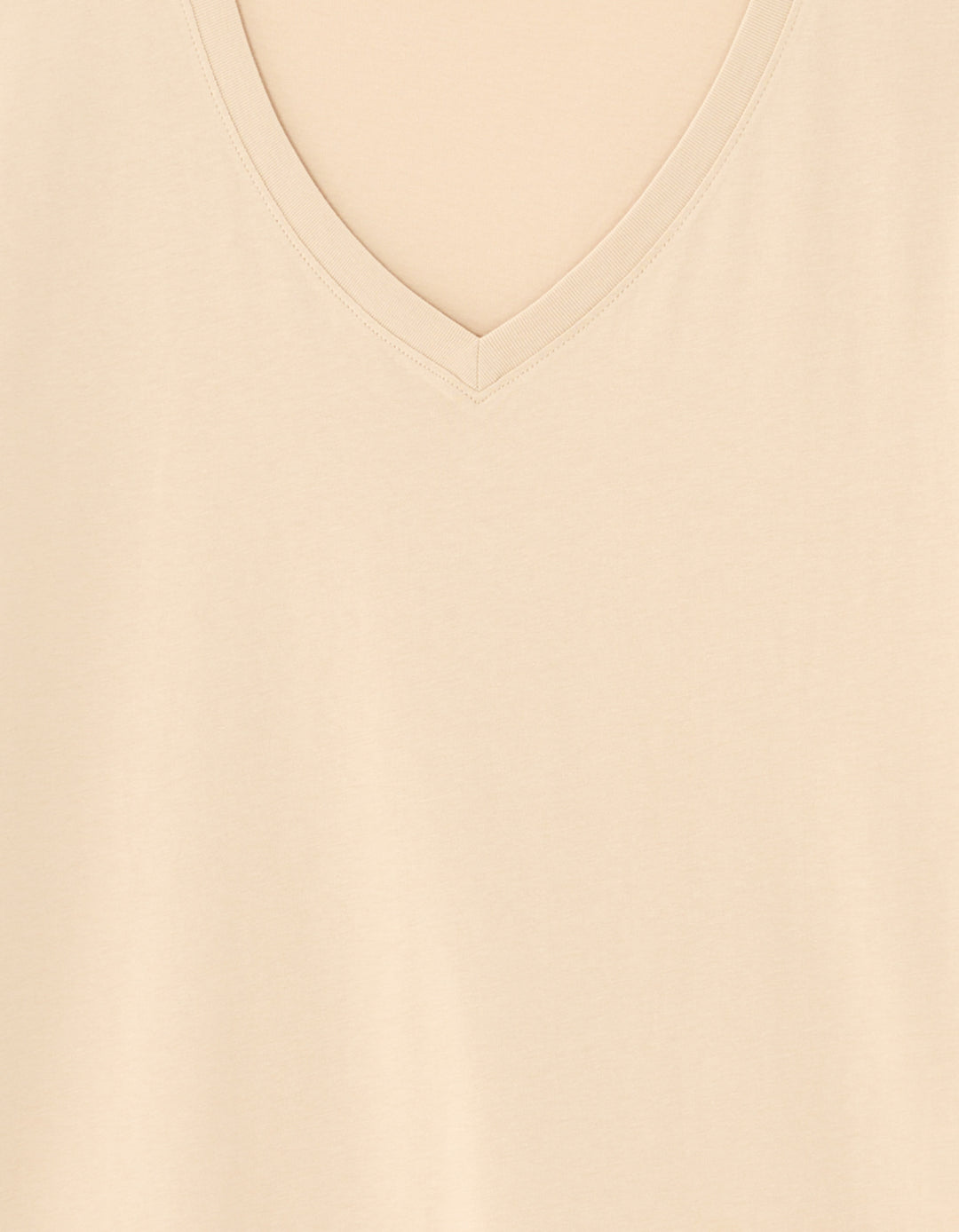V-neck T-shirt 100% organic cotton