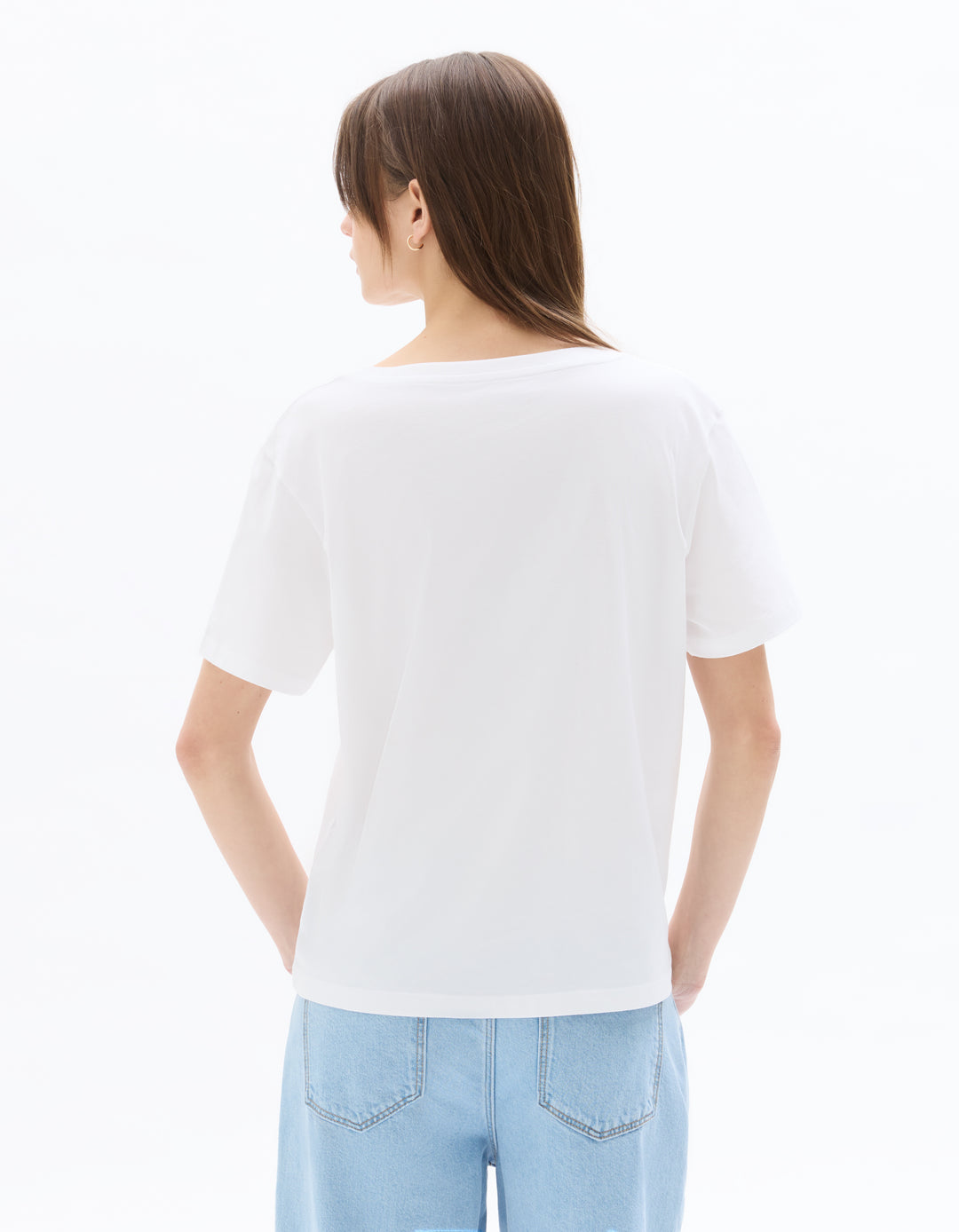 V-neck T-shirt 100% organic cotton
