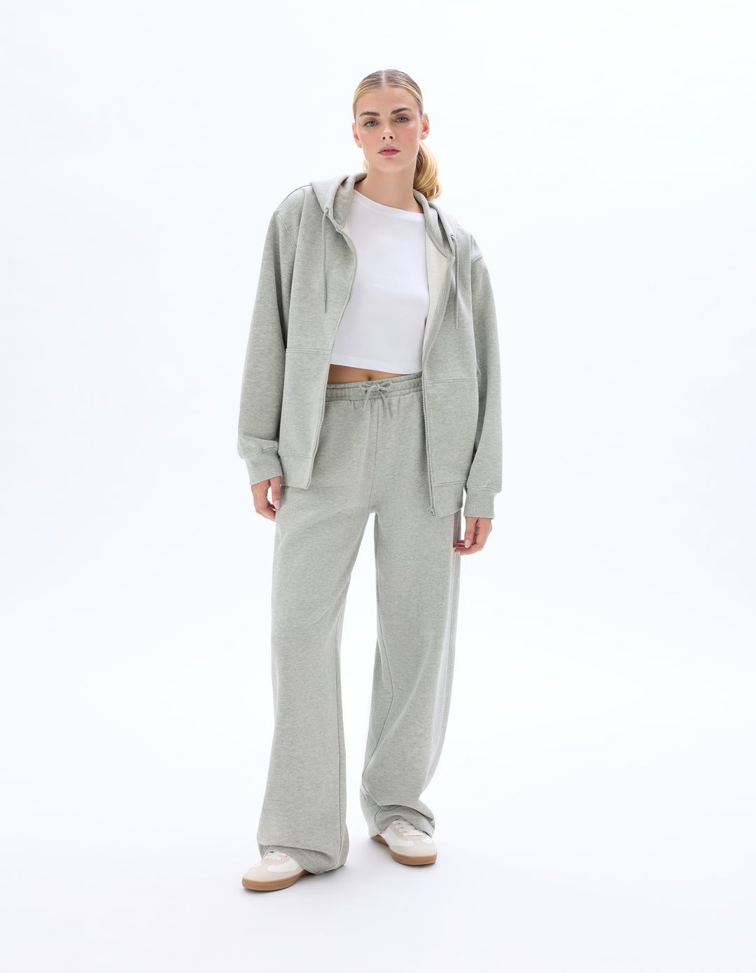 Wide-leg fleece joggers